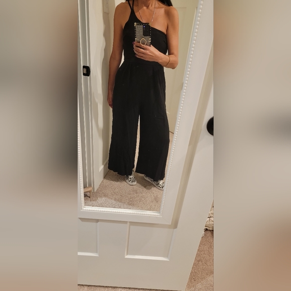 Asymmetrical Jumpsuit - Picture 5 of 8